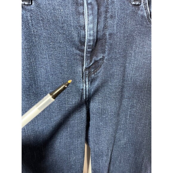 Calvin Klein Dark Wash Mid Rise Skinny Jeans Women’s Size 30/ 14 (34/28} - Picture 4 of 8